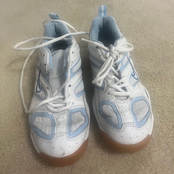 Retro Nike Runners/ Indoor Soccer Shoes - Picture 2 of 3